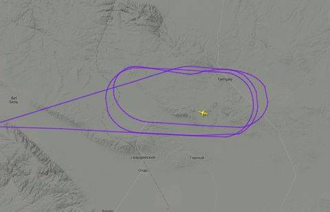 Самолёт из Актау не смог приземлиться в Алматы