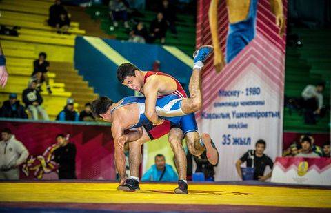 Фото с сайта vk.com/kzwrestling