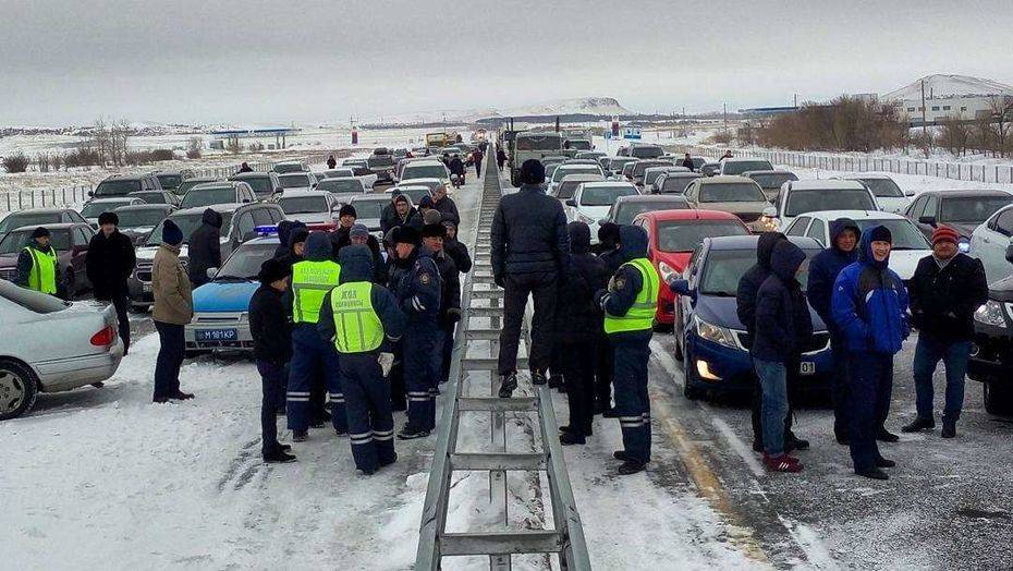 На трассе Астана – Караганда предлагают частично разобрать разделительные ограждения