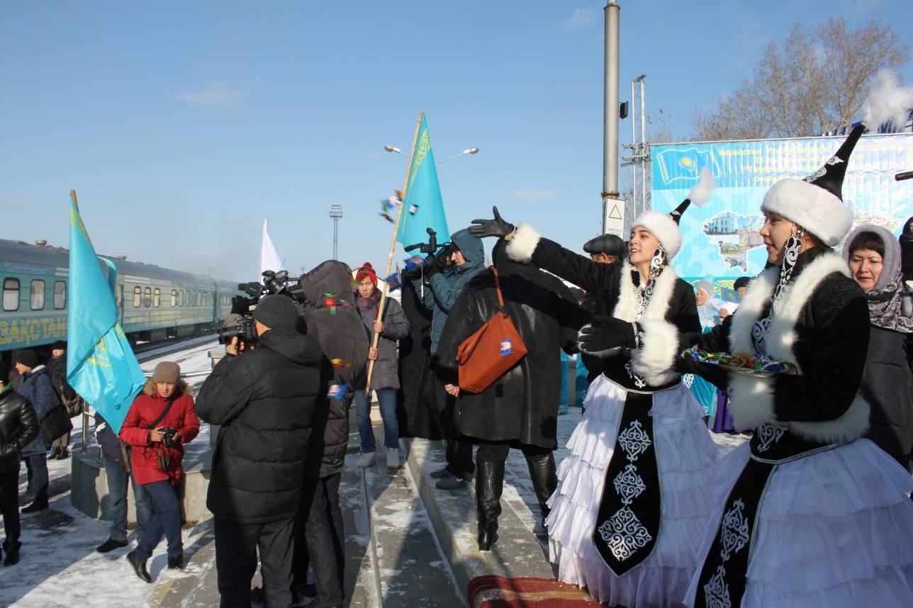 Участников акции встретили традиционным шашу