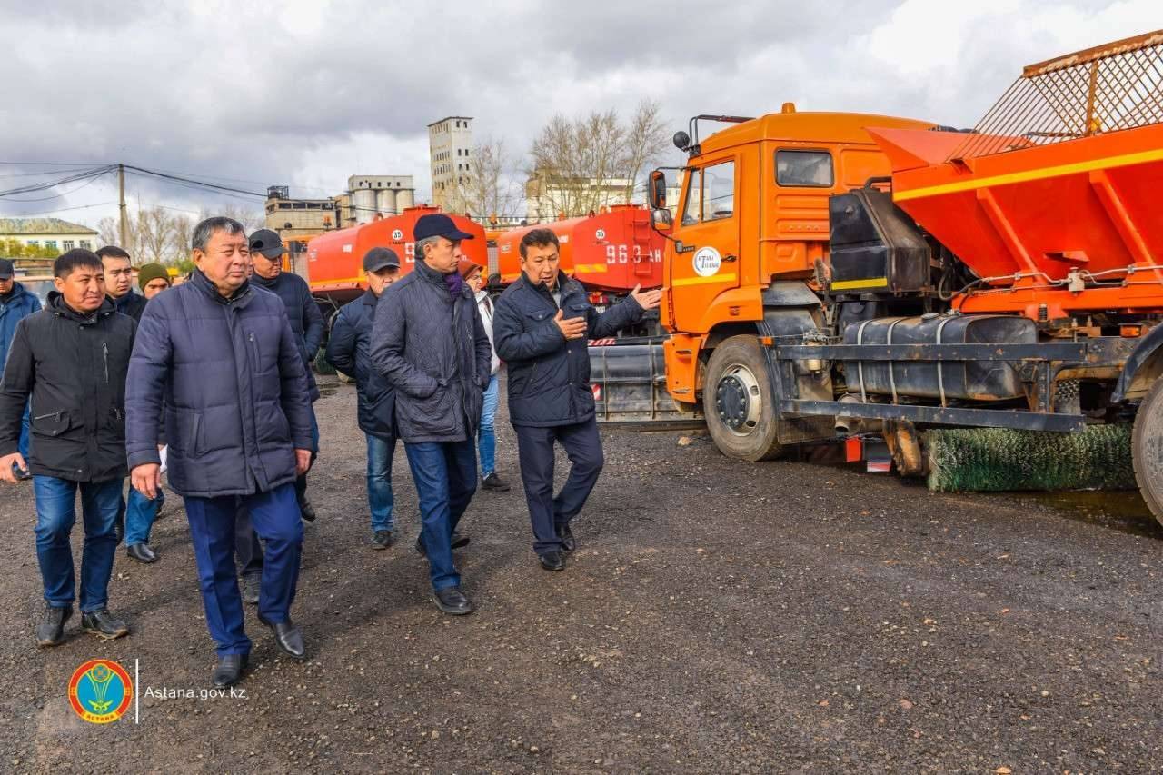 В Астане проверили готовность коммунальных служб к зимнему сезону