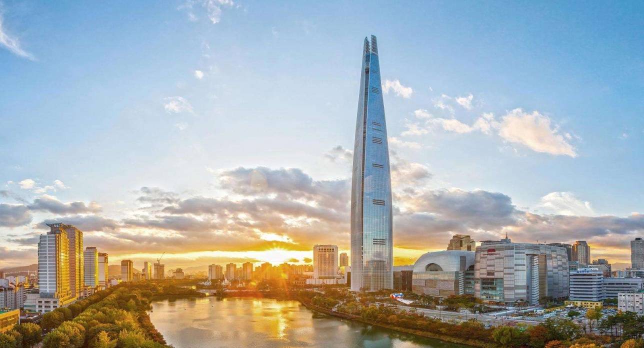 Lotte World Tower в Сеуле