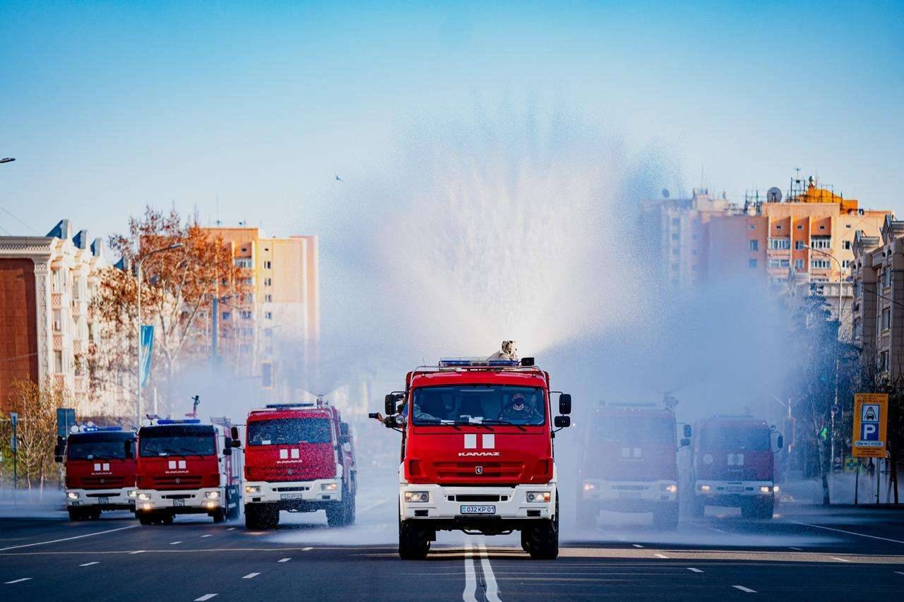 Нұр-Сұлтандағы көшелерді дезинфекциялау