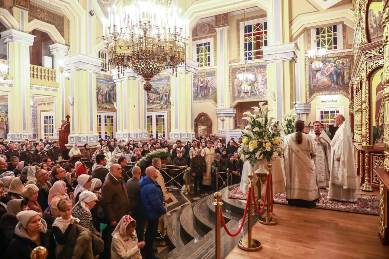 Литургия в Вознесенском кафедральном соборе