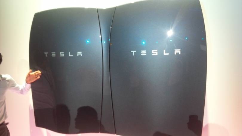 Домашний аккумулятор Tesla Powerwall помогает накапливать энергию из возобновляемых источников