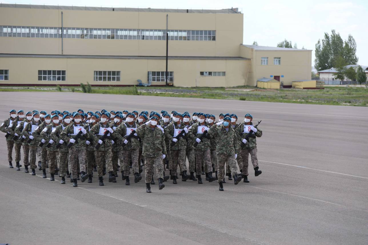 Сформировано три пеших парадных расчёта