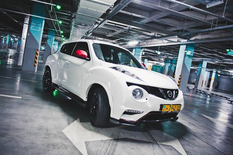 К особой отзывчивости педали тормоза Juke Nismo приходится привыкать