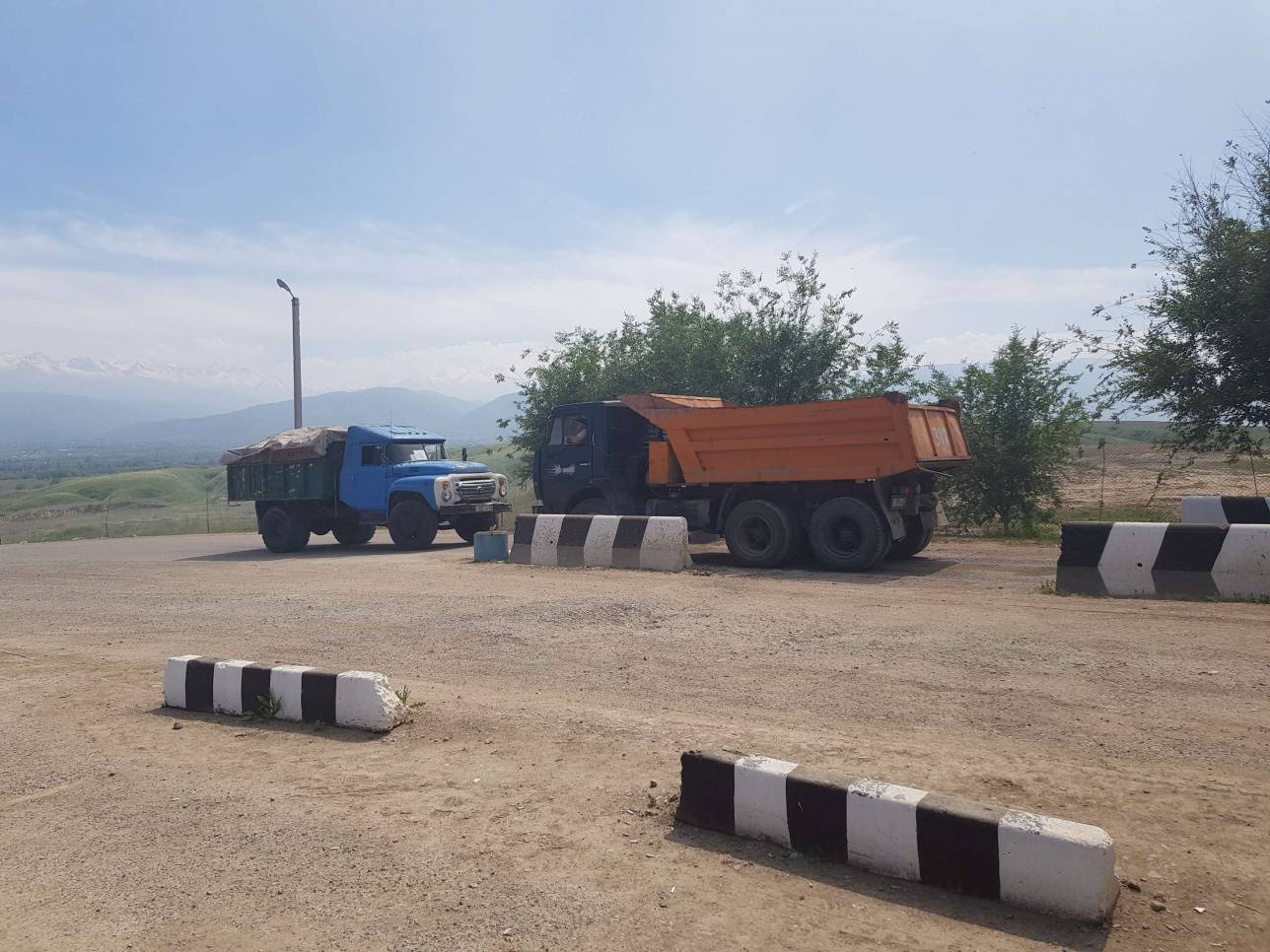 За время тушения пожара было затрачено *** грунта