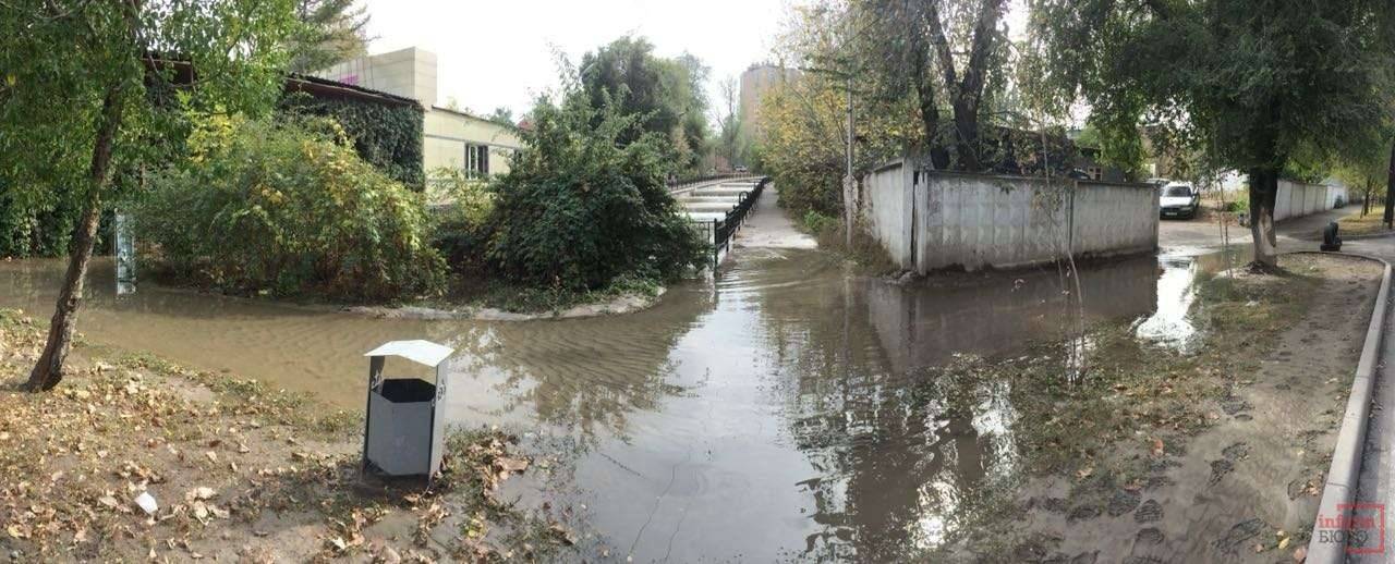 Несколько улиц затоплены водой