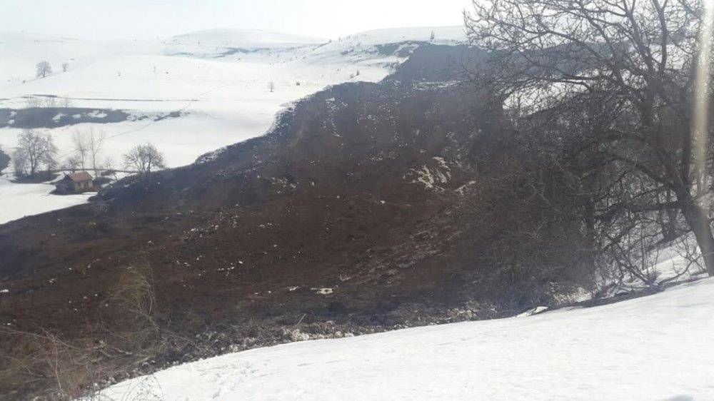 Место схода оползня в Узгене