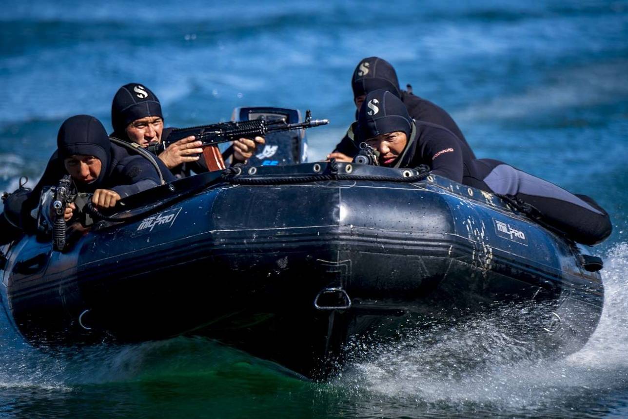 Подразделение Центра водной подготовки Вооружённых Сил РК на международных учениях "Поиск-2018"