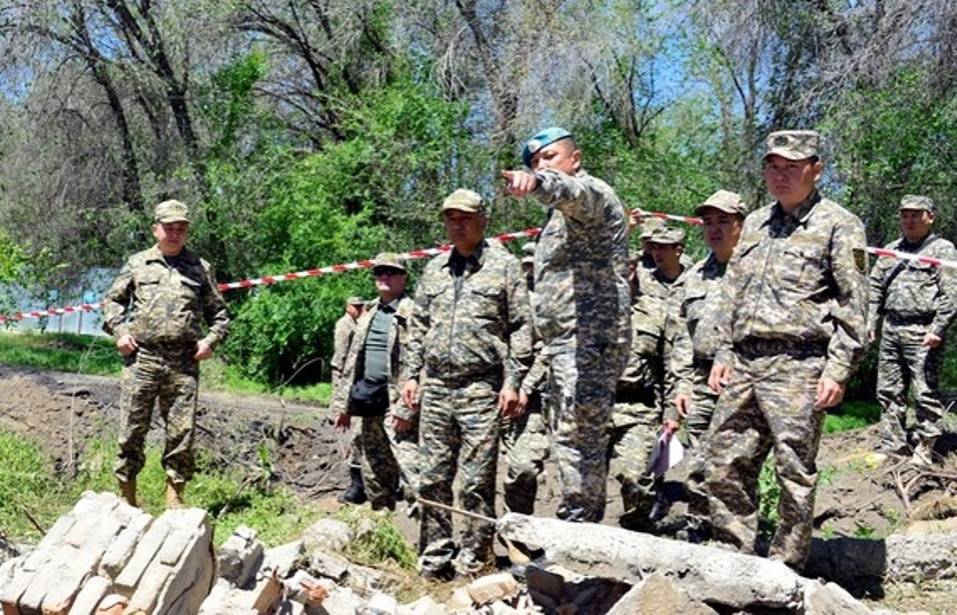 После ЧП в Сарыозекском гарнизоне побывал с инспекцией Имангали Тасмагамбетов