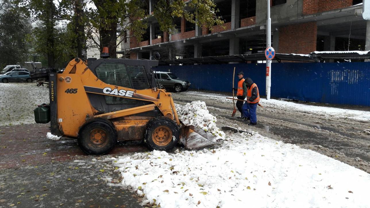 Коммунальщики Уральска не справляются со стихией