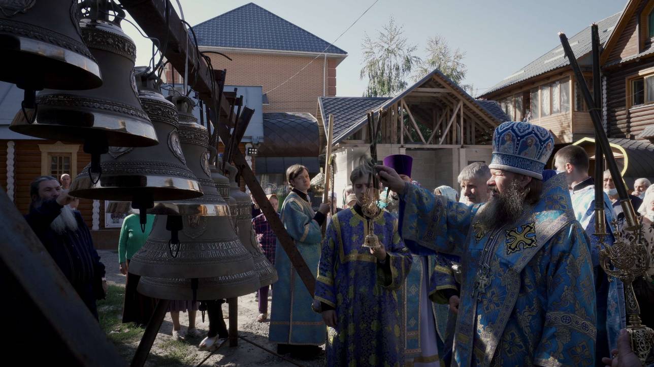 Освящение колоколов храма Рождества Пресвятой Богородицы