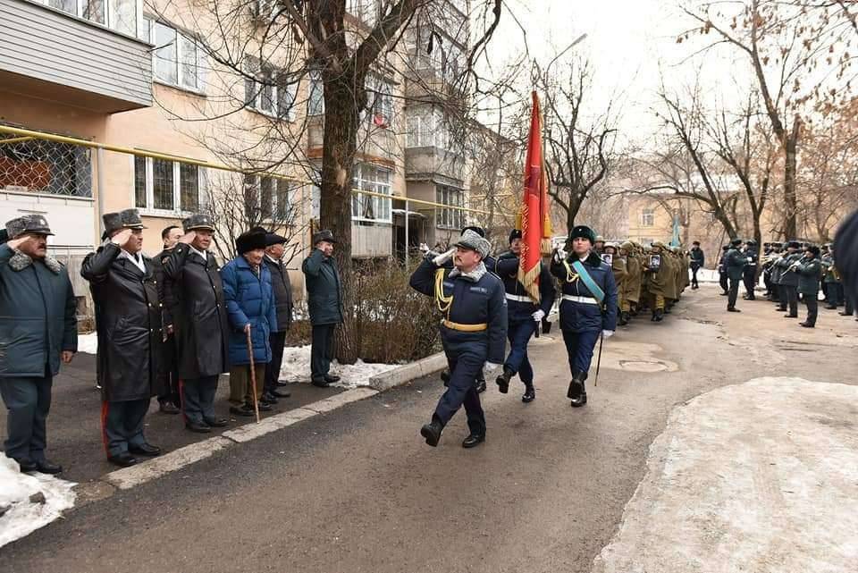 Во время эстафеты по всей стране пронесут копию боевого знамени восьмой гвардейской мотострелковой дивизии имени Героя Советского Союза генерал-майора Ивана Панфилова