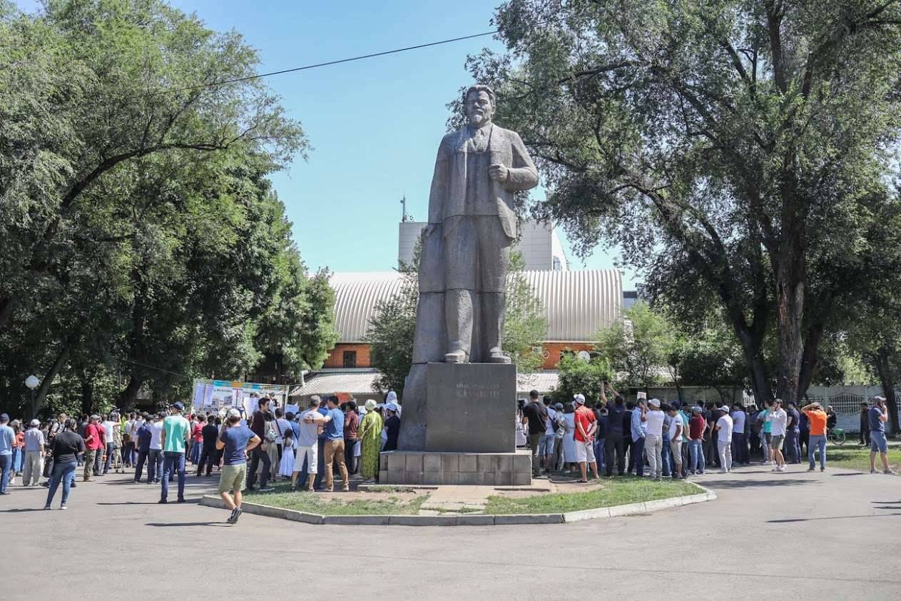 Алматыда бейбіт шеруді тек 3 саябақта өткізуге болады 