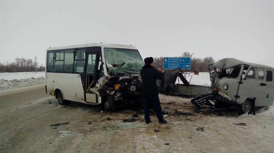 В массовом ДТП насчитывается не менее 10 пострадавших