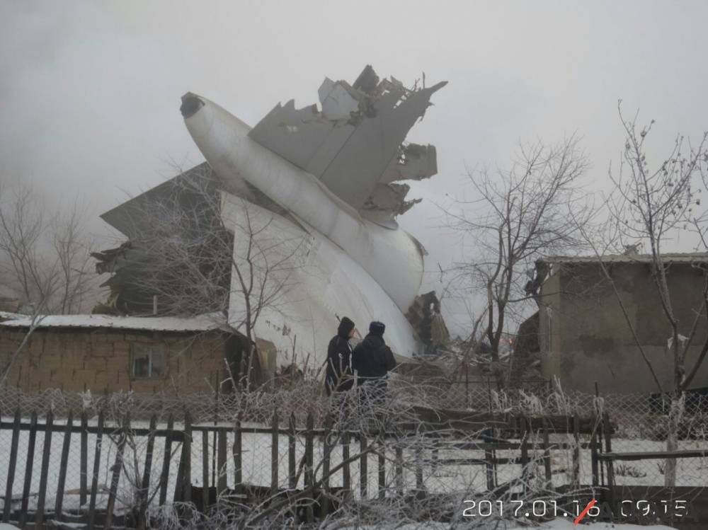 Под Бишкеком упал грузовой самолёт