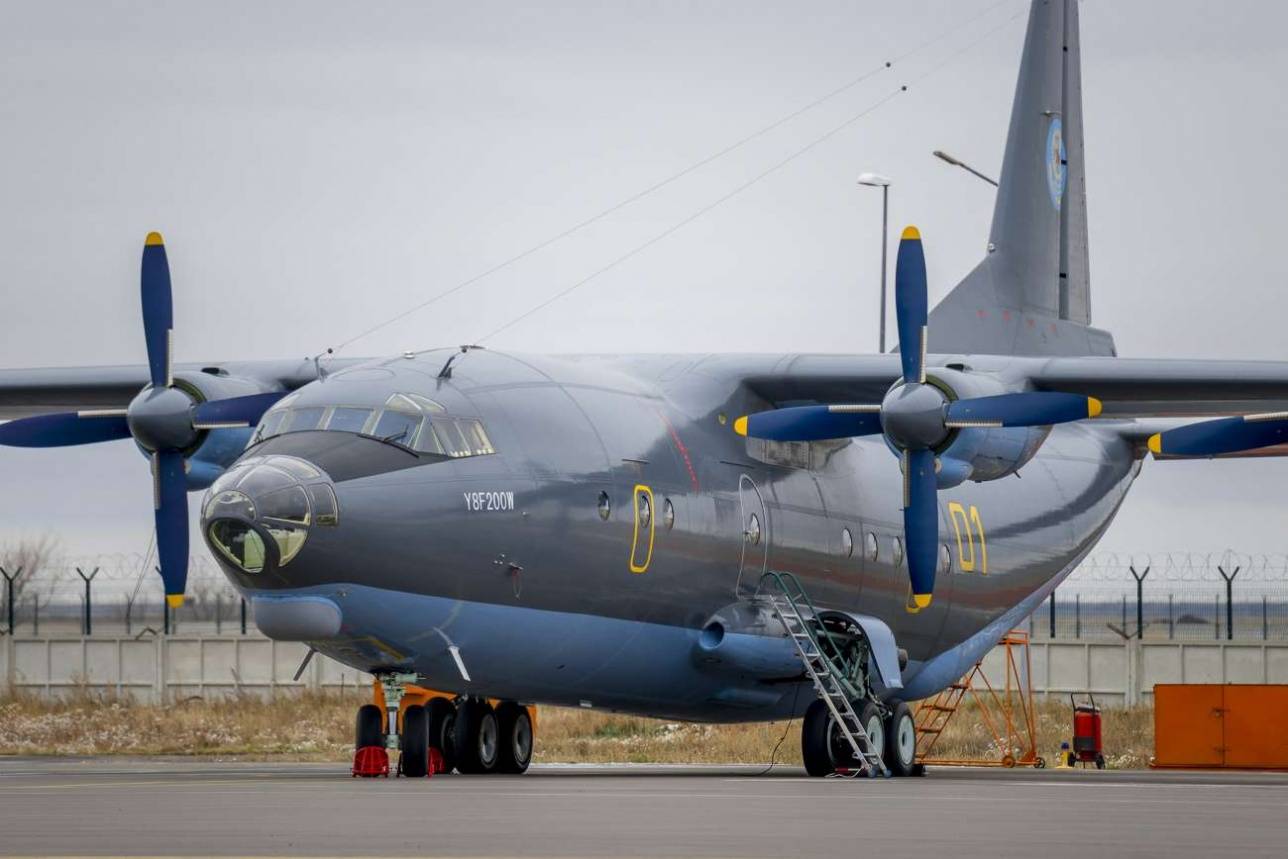 Китайский военно-транспортный Y-8 F, недавно приобретённый для авиагруппы Национальной гвардии РК