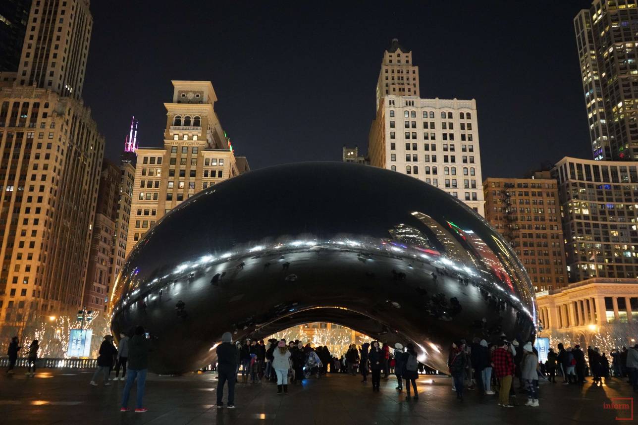 The Bean (Үрмебұршақ) - Cloud Gate сәулет өнерінің тағы бір бейресми атауы